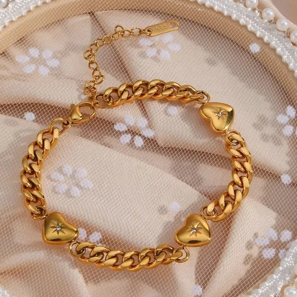 New 18K Gold Cuban Link Chain Heart Charm Bracelet - Picture 5 of 7